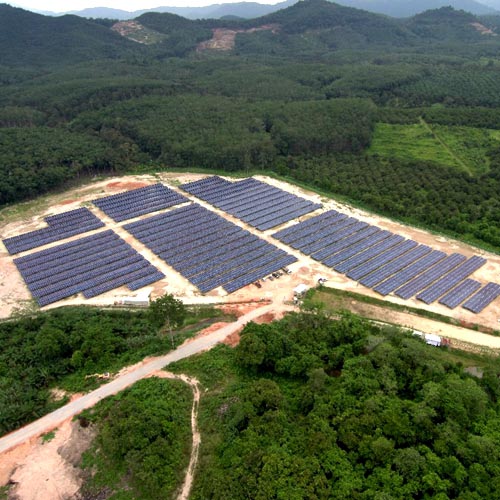  15,9MW gắn mặt đất Rroject đặt tại malaysia 2018 